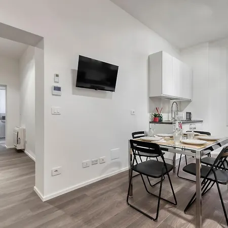 Carbonara Palace 3 - Luxury Comfort Under Medieval Towers Daire Bolonya