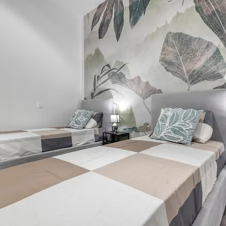 Carbonara Palace 3 - Luxury Comfort Under Medieval Towers Appartement
