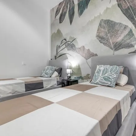 Carbonara Palace 3 - Luxury Comfort Under Medieval Towers Daire