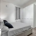 Appartement Carbonara Palace 3 - Luxury Comfort Under Medieval Towers *