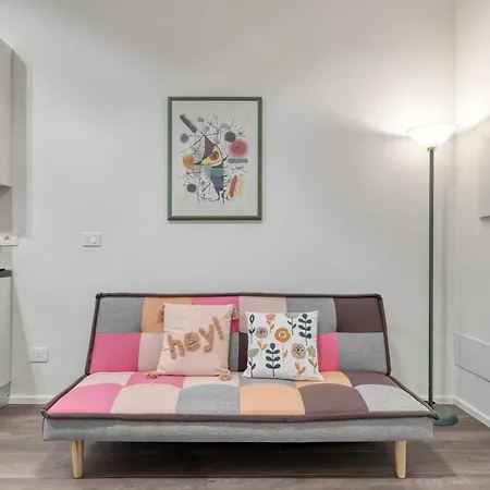 Carbonara Palace 3 - Luxury Comfort Under Medieval Towers *