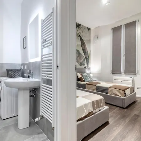 Carbonara Palace 3 - Luxury Comfort Under Medieval Towers Apartamento *